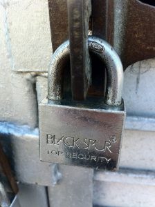 src="https://goigu.com/wp-content/uploads/2014/05/foto.jpg" alt="seguridad de un iPhone"/>